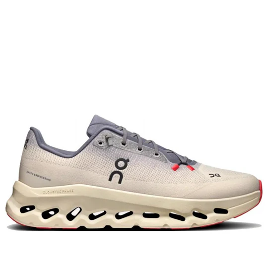On Running Cloud tilt Rock Sand