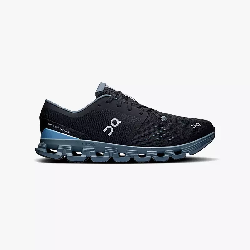 ON CLOUD X 4 BLACK/CHAMBRAY