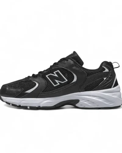 New Balance 530 Sneakers In Black And White