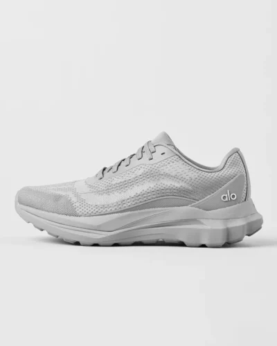 Alo Runner Sneakers In Grey