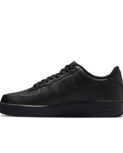 Nike Air Force 1 '07 Sneakers In Triple Black