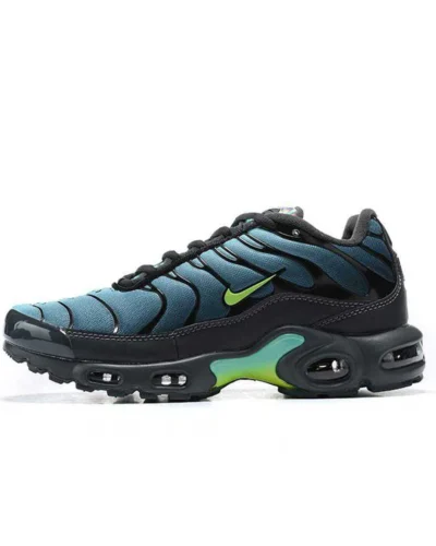 Nike Air Max Plus Sneakers In Teal Blue And Black