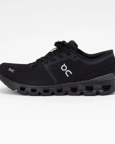 On Cloud X 4  Sneakers In Black And Eclipse